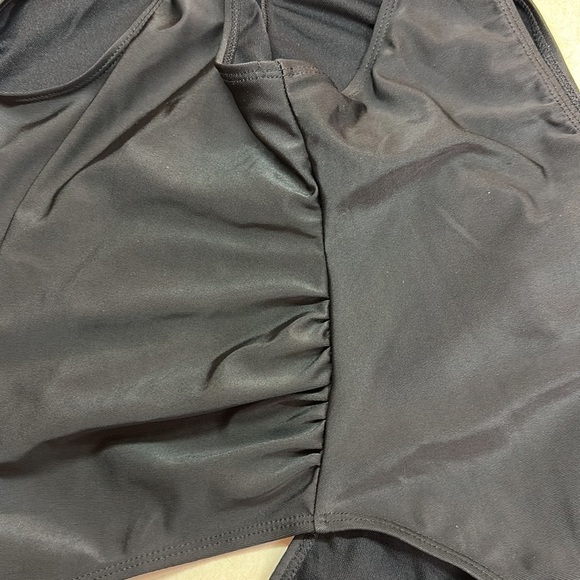 Boohoo Maternity One Piece Scoop Back Swimsuit Black Grow With Me Size 16 NWT - Picture 4 of 7